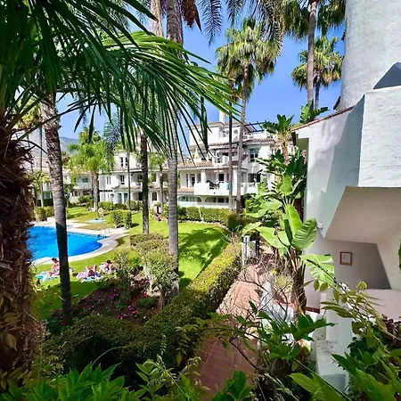 Casaflex, En Naranjos De * Marbella
